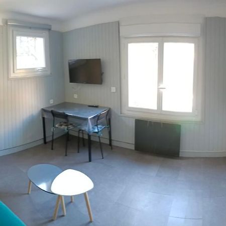 Studio Bormes Village Zewnętrze zdjęcie