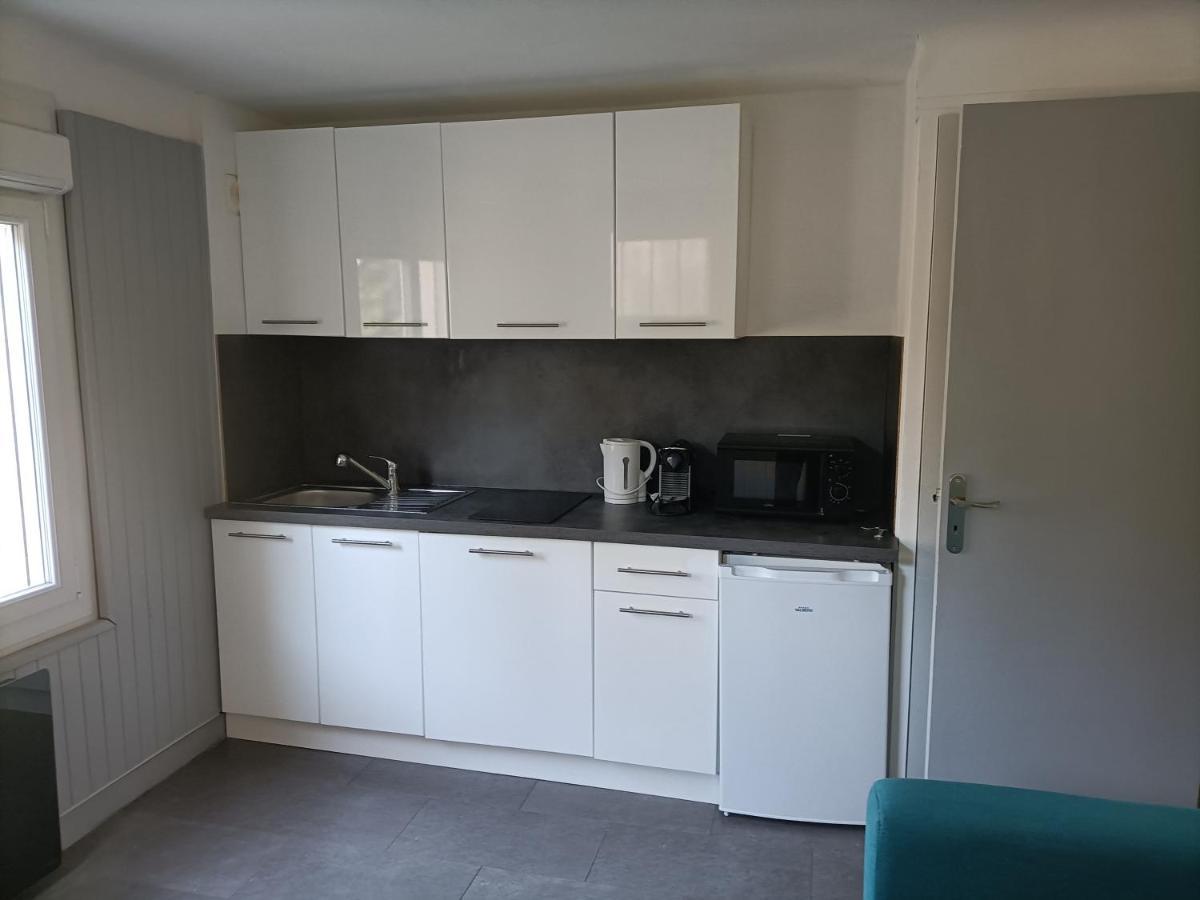 Studio Bormes Village Zewnętrze zdjęcie